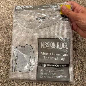 Men’s Mission Ridge thermal top in Gray size XL- NEW